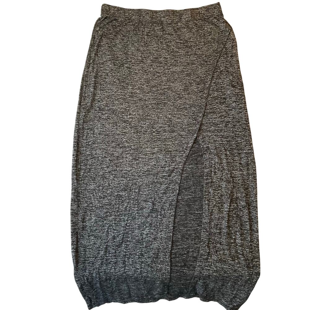 Maurices Women’s Midi Skirt size 0X Front Slit Elastic Waist Stretch Casual Gray